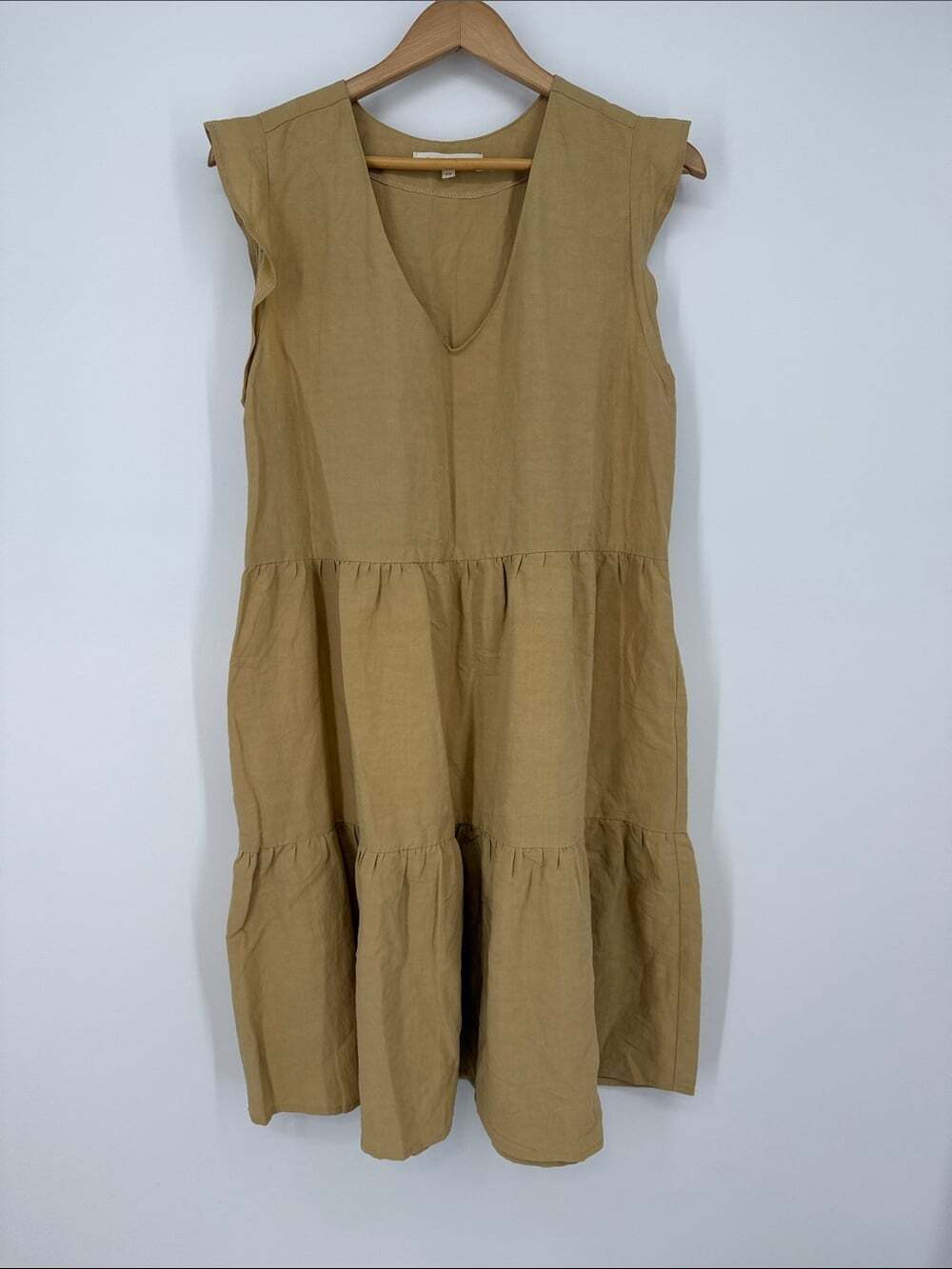 Dagg & Stacey Sleeveless Tiered V-Neck Dress in Khaki Size 12